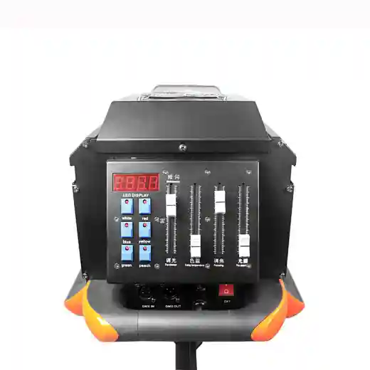 Outdoor Waterproof 600W LED Follow Spot Light DMX512 Control IP65 Rating with Stand and Flightcase